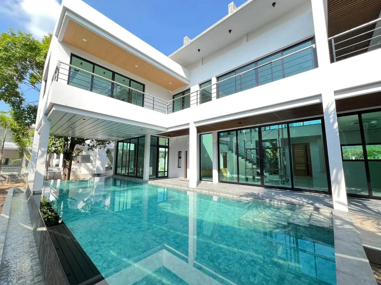 Baan Komuth